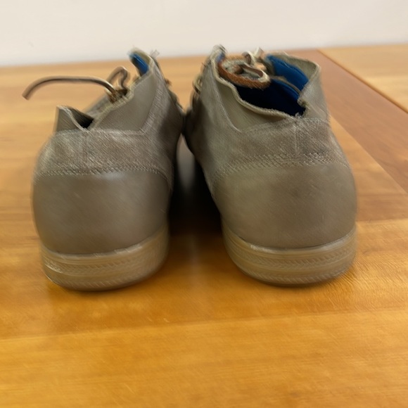 Olukai Pro Hydro Chukka Boots 10